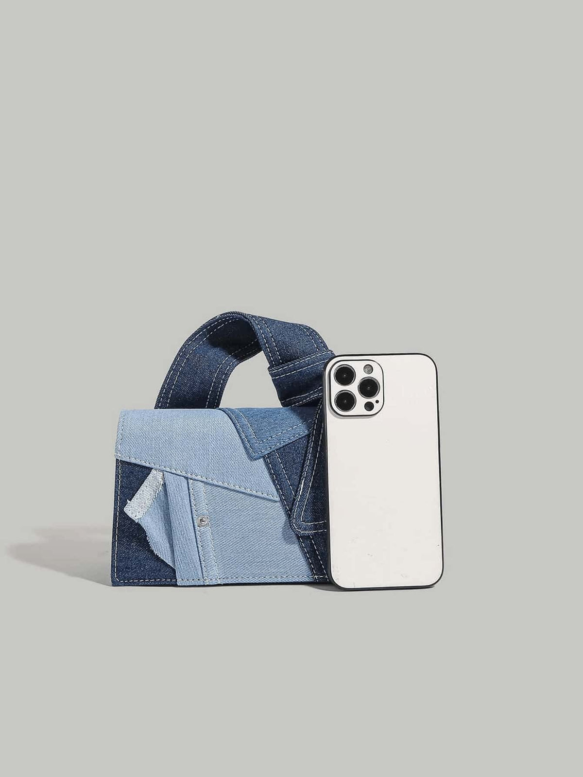 Regulowany pasek torby przez ramię z denimu