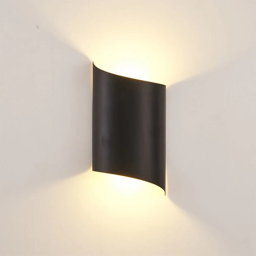 Kinkiet zewnętrzny z aluminium – Wodoodporne, energooszczędne oświetlenie LED do ogrodu i patio | Nowoczesny design 0