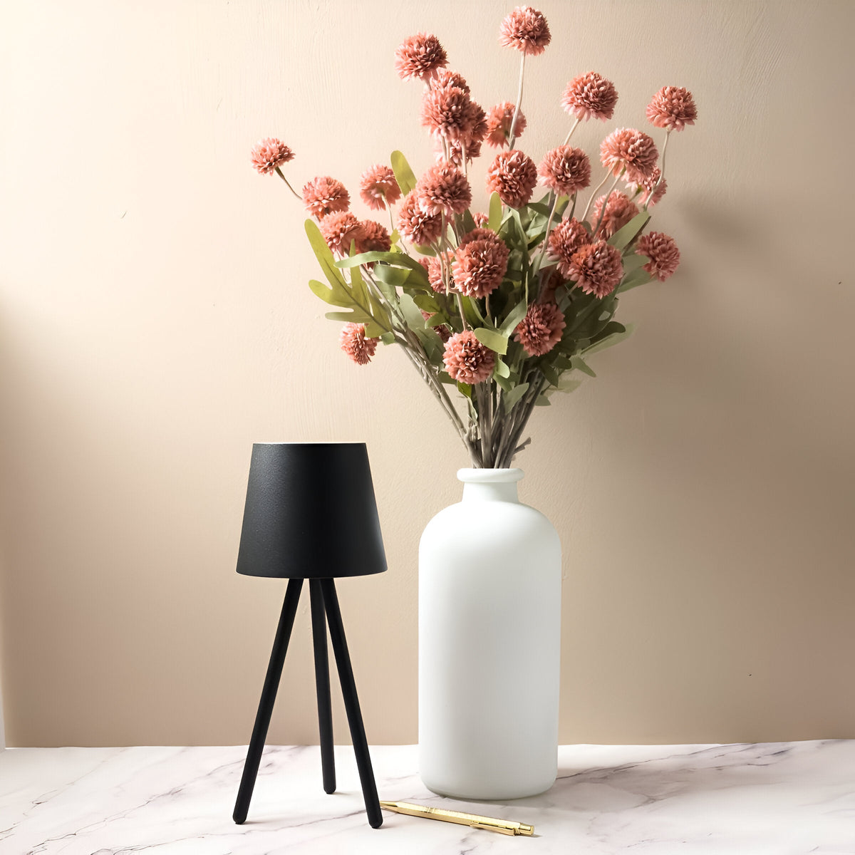 Lampa Biurkowa LED Bezprzewodowa z Eleganckim Designem – Nowoczesna Lampka na Biurko do Domu i Biura 1