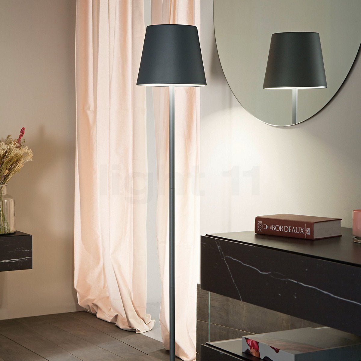 Lampa Podłogowa Czarna LED z Regulowaną Wysokością – Nowoczesna Lampa Stojąca do Wnętrz, Wodoodporna IP54 4