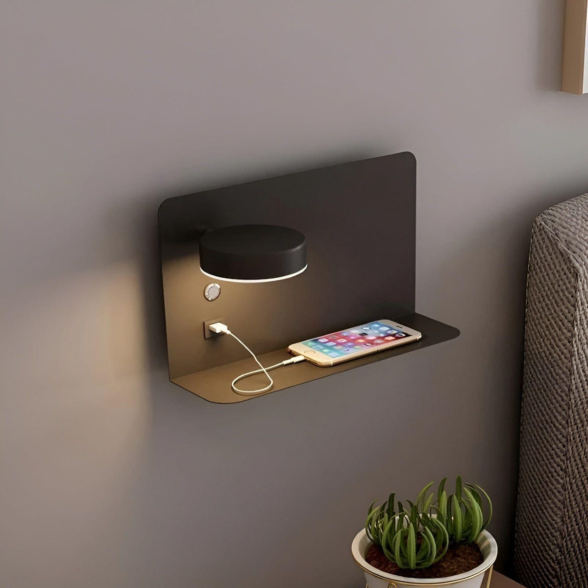 Lampa Ścienna LED z Ładowaniem USB, Ciepłe Światło, Kinkiet Ścienny do Sypialni – Nowoczesny Design, Kompaktowy Rozmiar