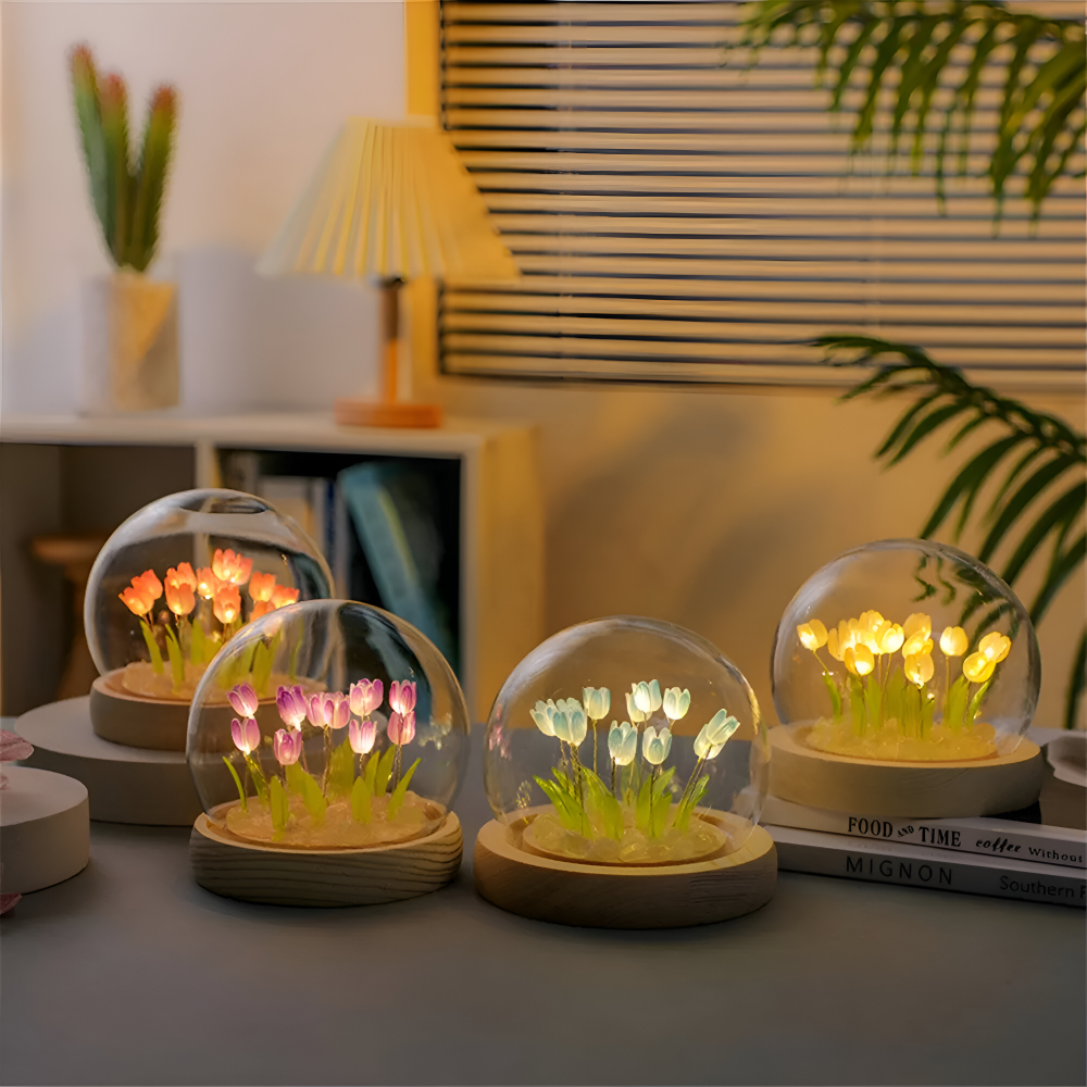 Lampa Stołowa LED Tulipanowa Szklana z Drewnianą Podstawą – Bezprzewodowa Lampa na Baterie do Salonów 1