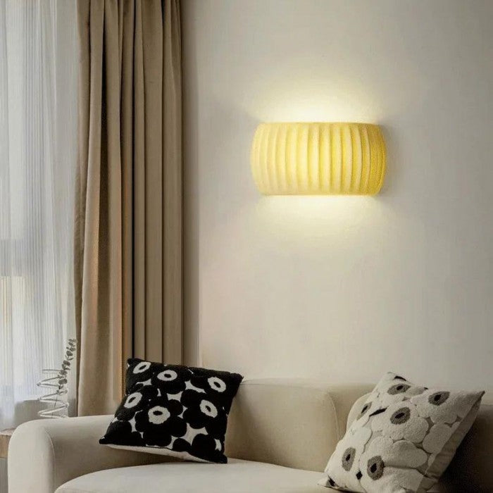 Nowoczesna Lampa Ścienna Art Deco z Żywicy, Kinkiet Ścienny w Trzech Kolorach, Miękkie Oświetlenie do Sypialni i Salonu 6