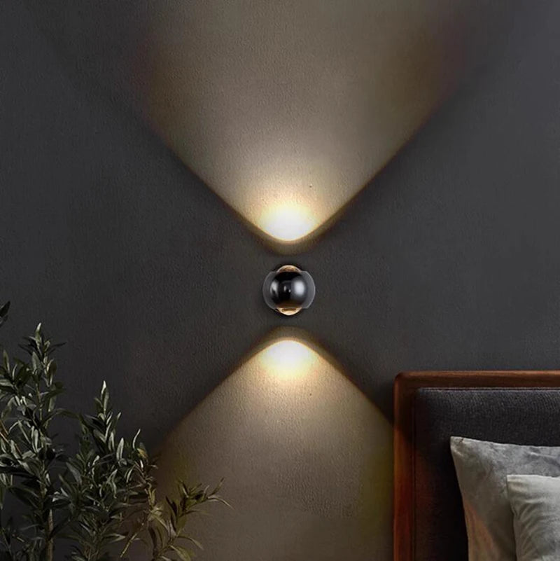 Nowoczesny Kinkiet Ścienny LED z Mosiądzu - Elegancka Lampa na Ścianę w Czarnym i Złotym Kolorze 6