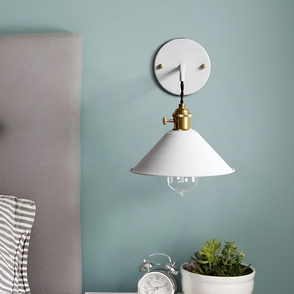 Retro Kinkiet Ścienny w Stylu Vintage z Metalowym Stożkiem – Elegancka Lampa na Ścianę do Salonów i Sypialni 3
