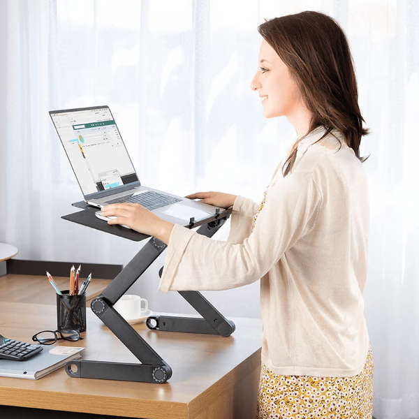 Regulowana podstawka pod laptopa z aluminium i obrotowymi nóżkami 360 stopni