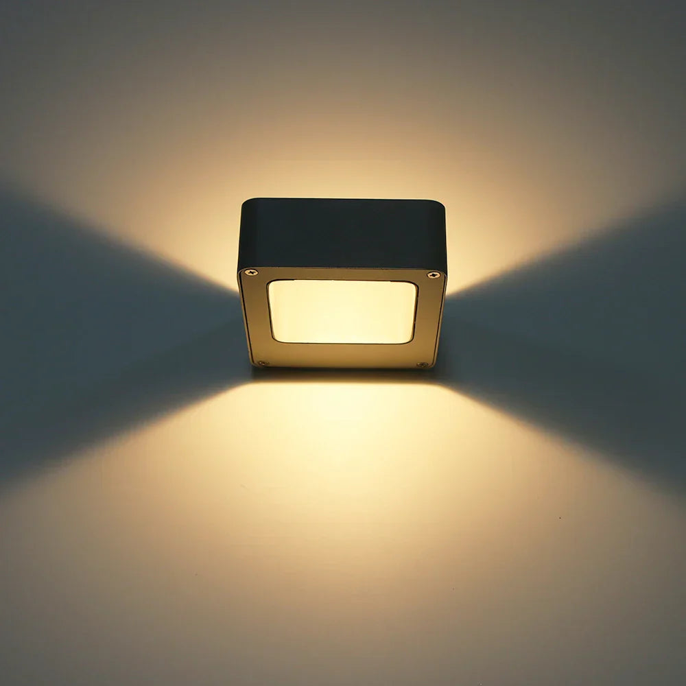 Funky Nowoczesna Lampa Ogrodowa – Wodoodporna LED z Automatycznym Czujnikiem [lampa ogrodowa] 1