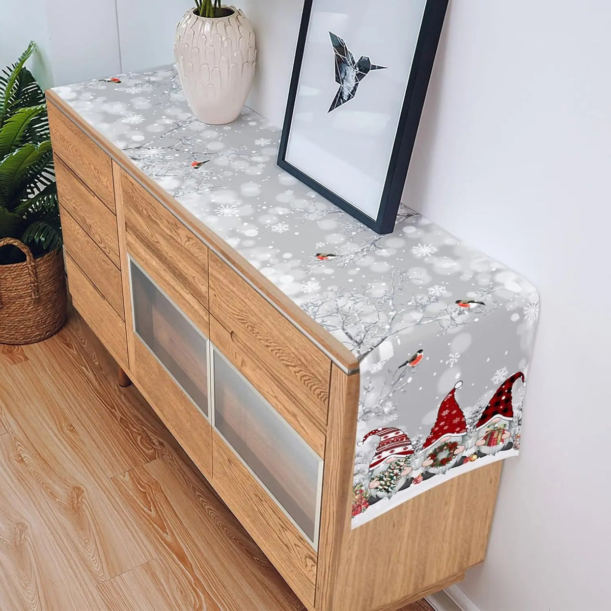 Luksusowy Biegacz Świąteczny z Gnomami i Płatkami Śniegu – 100% Len, Różne Rozmiary 178x33 cm, 183x33 cm, 229x33 cm 4