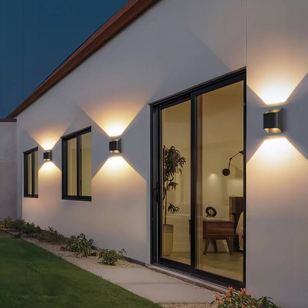 Lampa ścienna LED zamontowana na ścianie – efekt świetlny